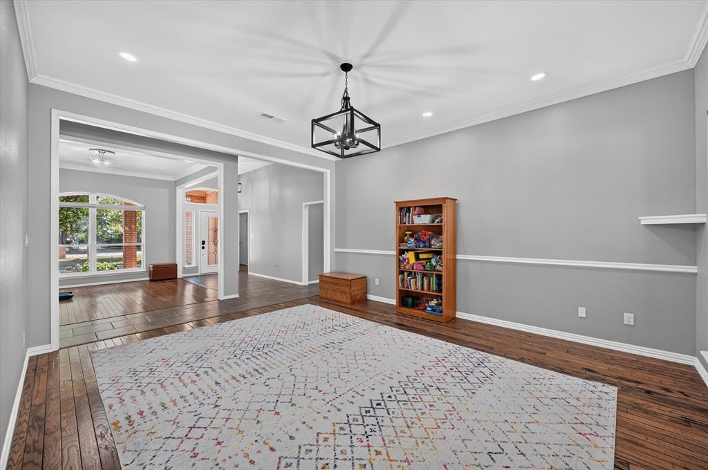 4901 Forest Hill Drive Property Photo 15