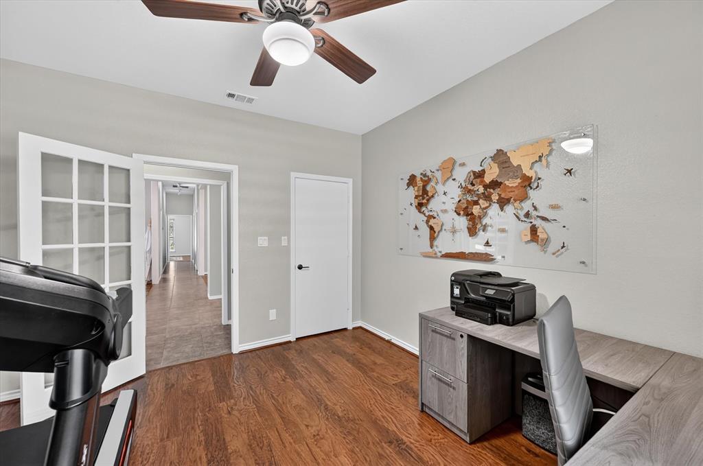 4901 Forest Hill Drive Property Photo 27