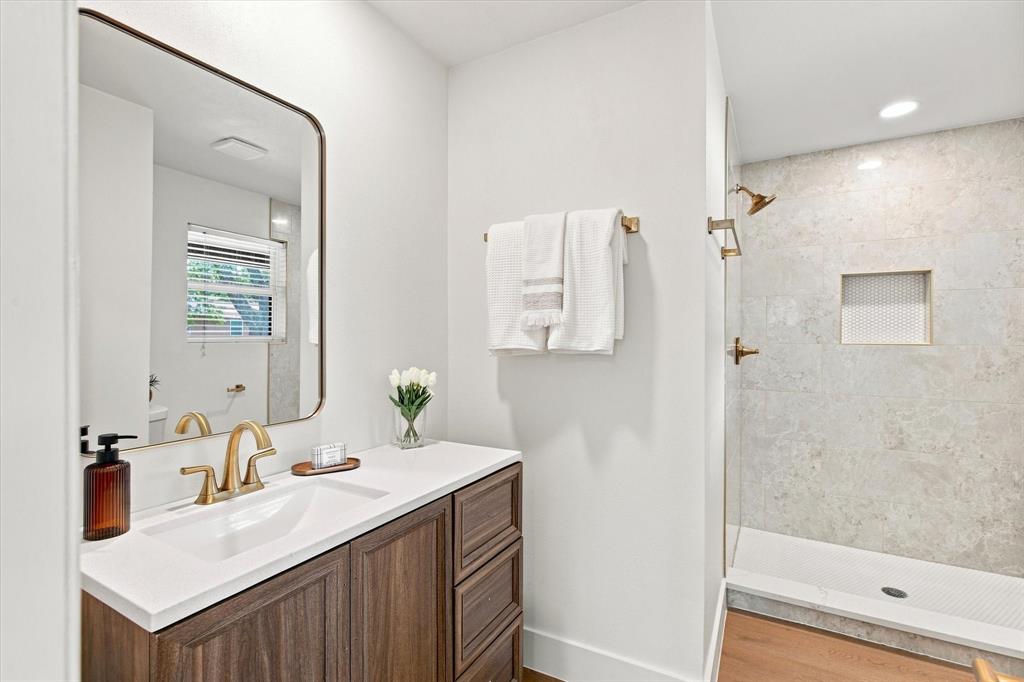5826 Enchanted Lane Property Photo 14