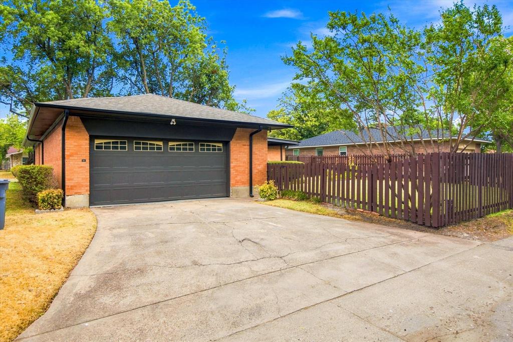 5826 Enchanted Lane Property Photo 25