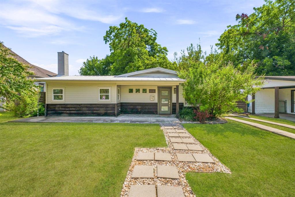 5881 Tracyne Drive Property Photo 2