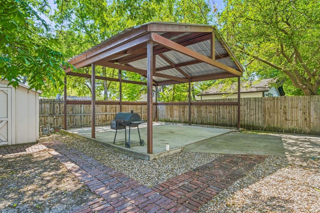 5881 Tracyne Drive Property Photo 32