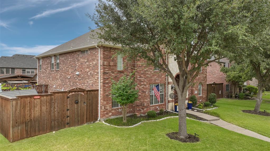 13237 Mondovi Drive Property Photo 2
