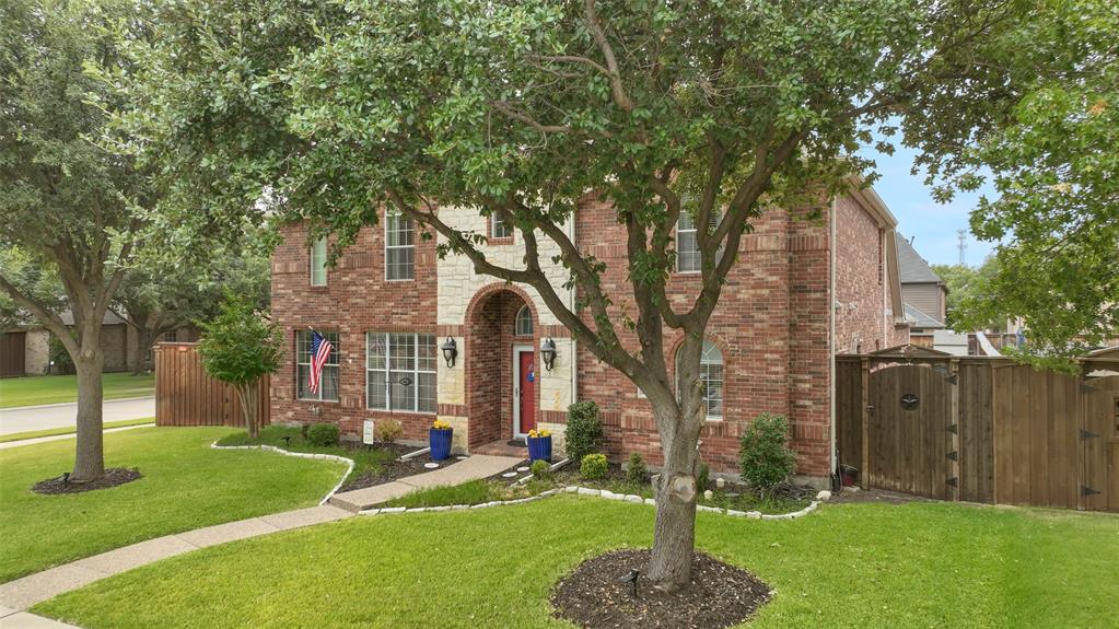 13237 Mondovi Drive Property Photo 3