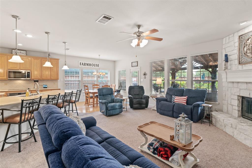 13237 Mondovi Drive Property Photo 13