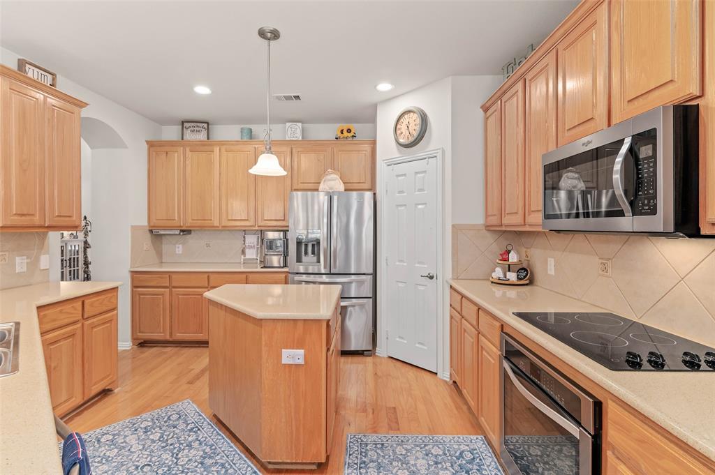13237 Mondovi Drive Property Photo 15
