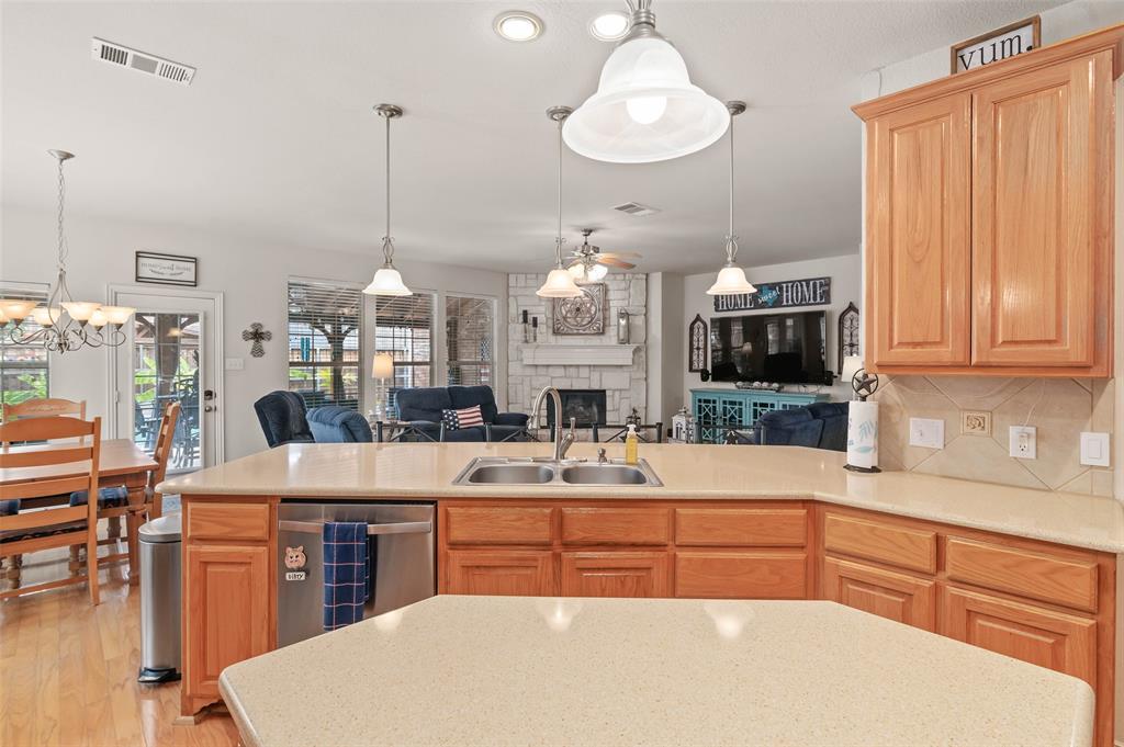 13237 Mondovi Drive Property Photo 16