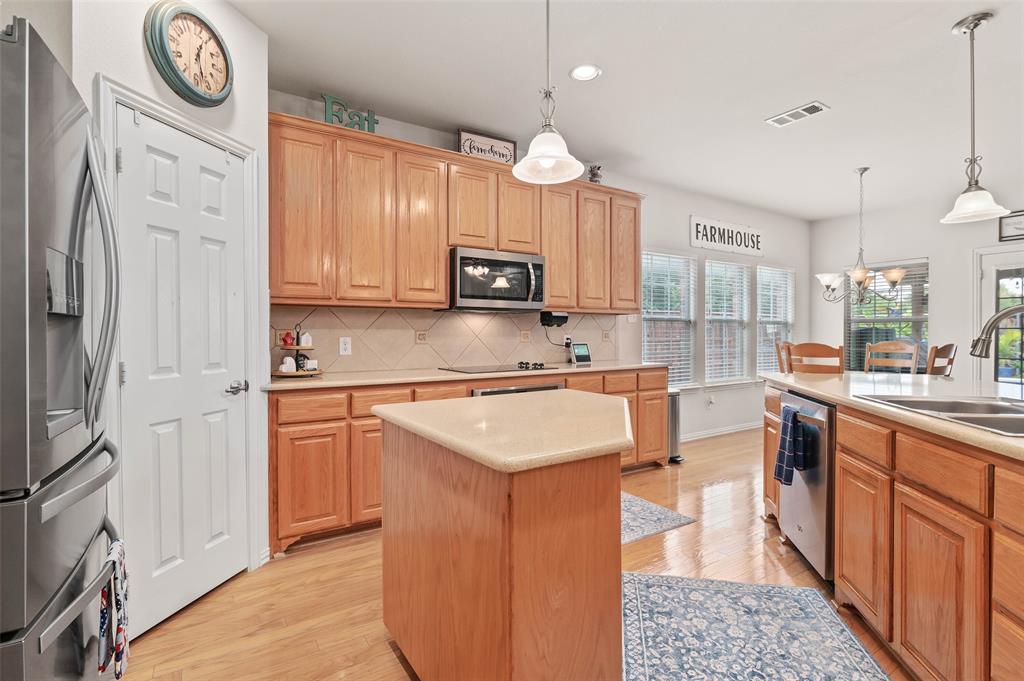 13237 Mondovi Drive Property Photo 17