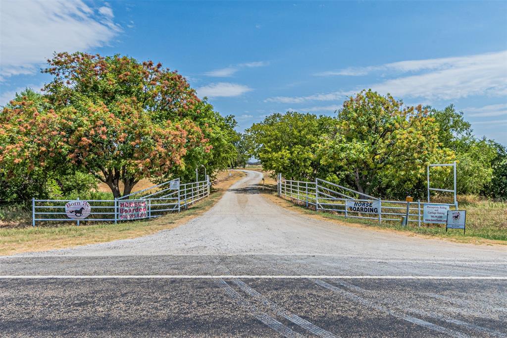 12146 Fm2450 Highway Property Photo 1