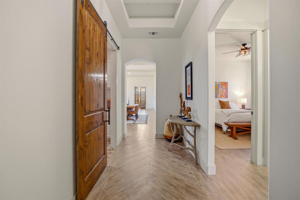 119 Valley View Property Photo 7