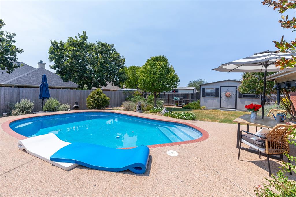 2409 Township Court Property Photo 1