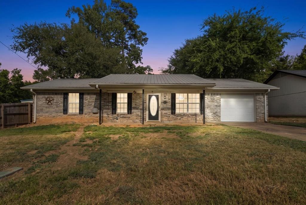 10204 Rolling Pines Drive Property Photo 1