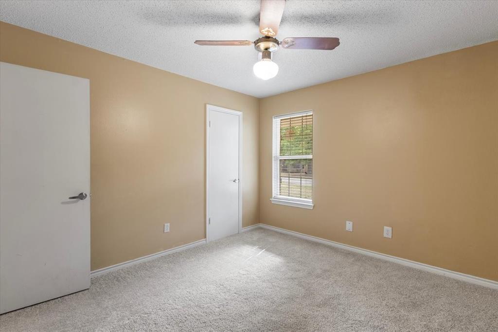 10204 Rolling Pines Drive Property Photo 17