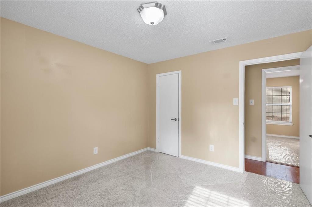 10204 Rolling Pines Drive Property Photo 20