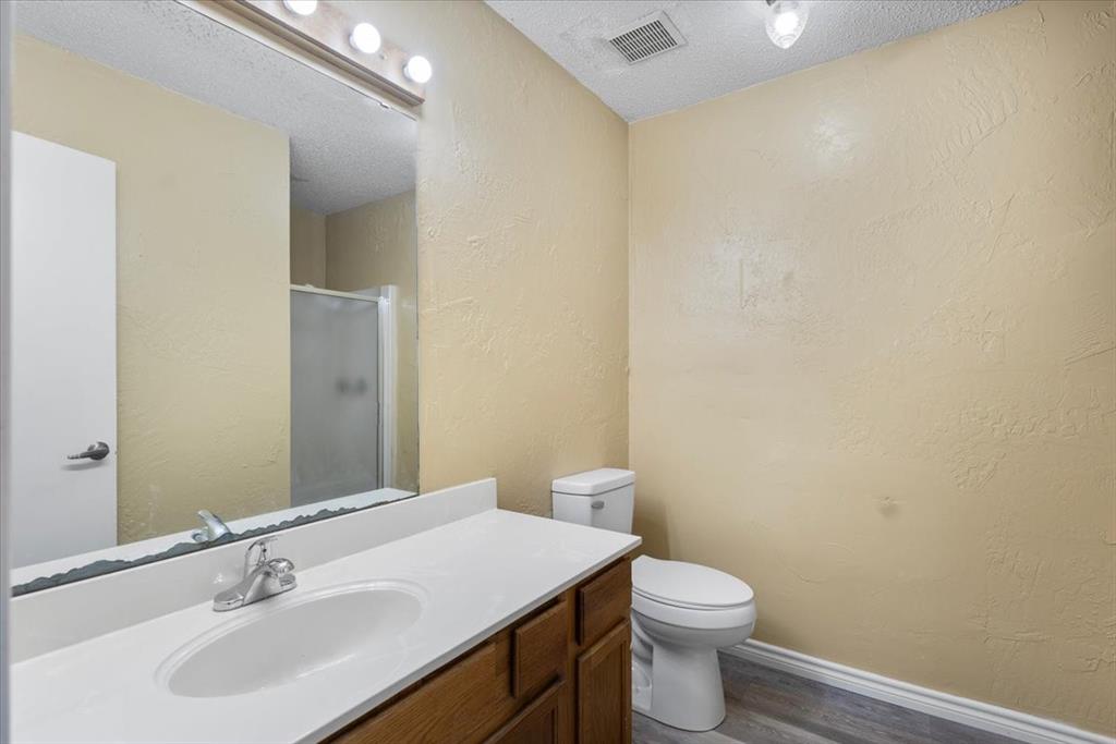 10204 Rolling Pines Drive Property Photo 25