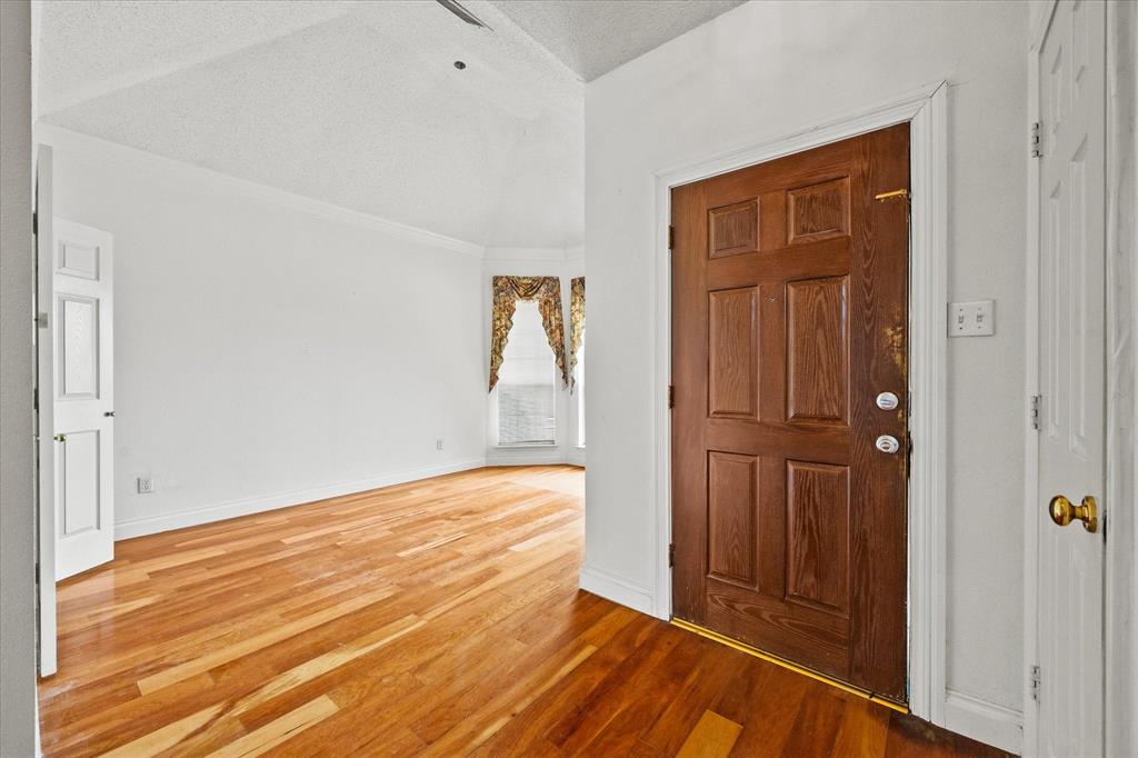 2416 Liles Lane Property Photo 4