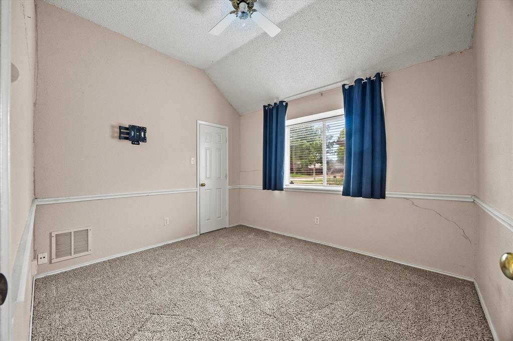 2416 Liles Lane Property Photo 15