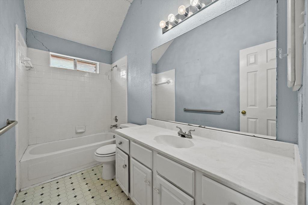 2416 Liles Lane Property Photo 16