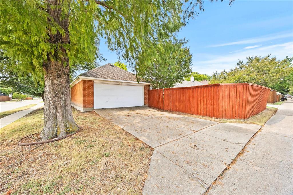 2416 Liles Lane Property Photo 29