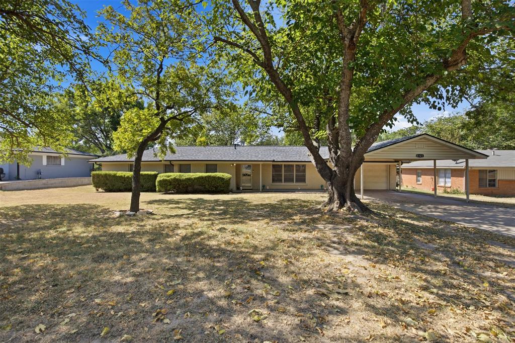 6121 Ten Mile Bridge Road Property Photo 1