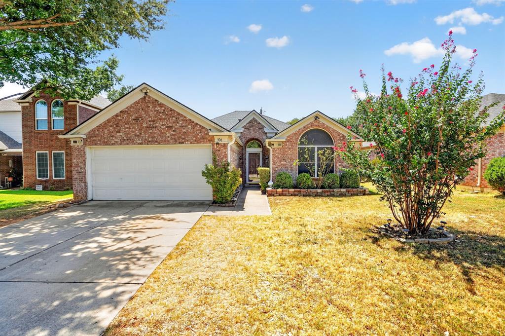 306 Branch Bend Property Photo 1
