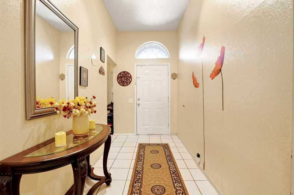 306 Branch Bend Property Photo 2