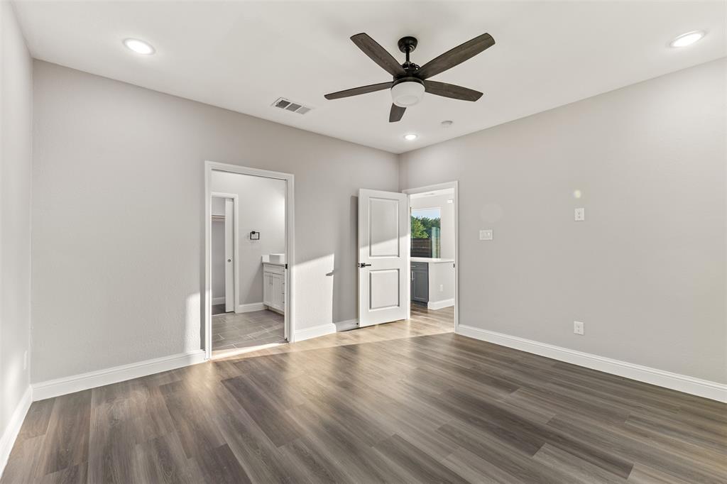 825 Premier Parkway Property Photo 10