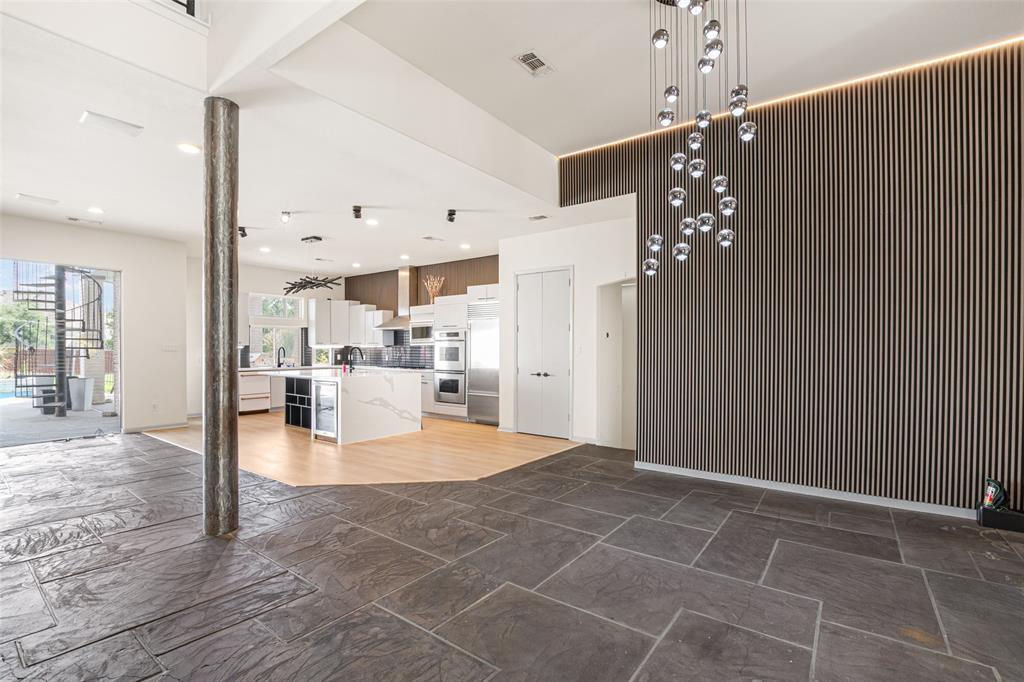 810 Pennsylvania Avenue Property Photo 6