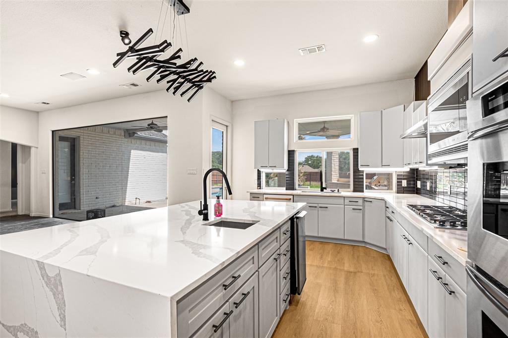 810 Pennsylvania Avenue Property Photo 8