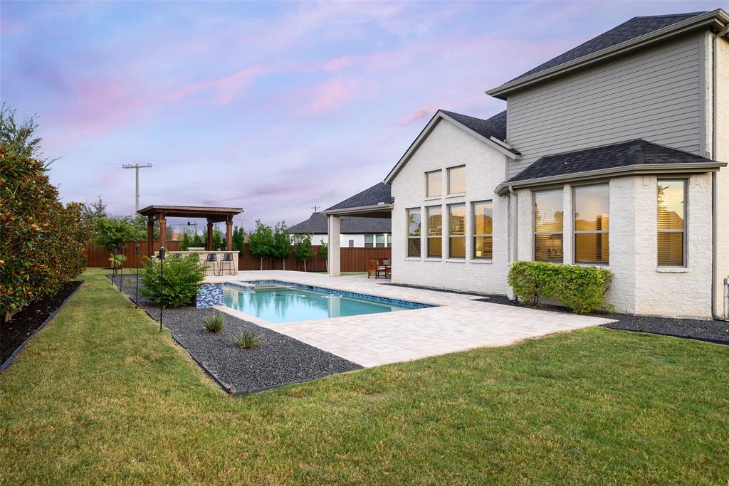 2298 Bristlegrass Road Property Photo 18