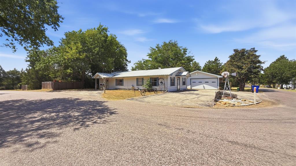 97 Heddingham Drive Property Photo 1