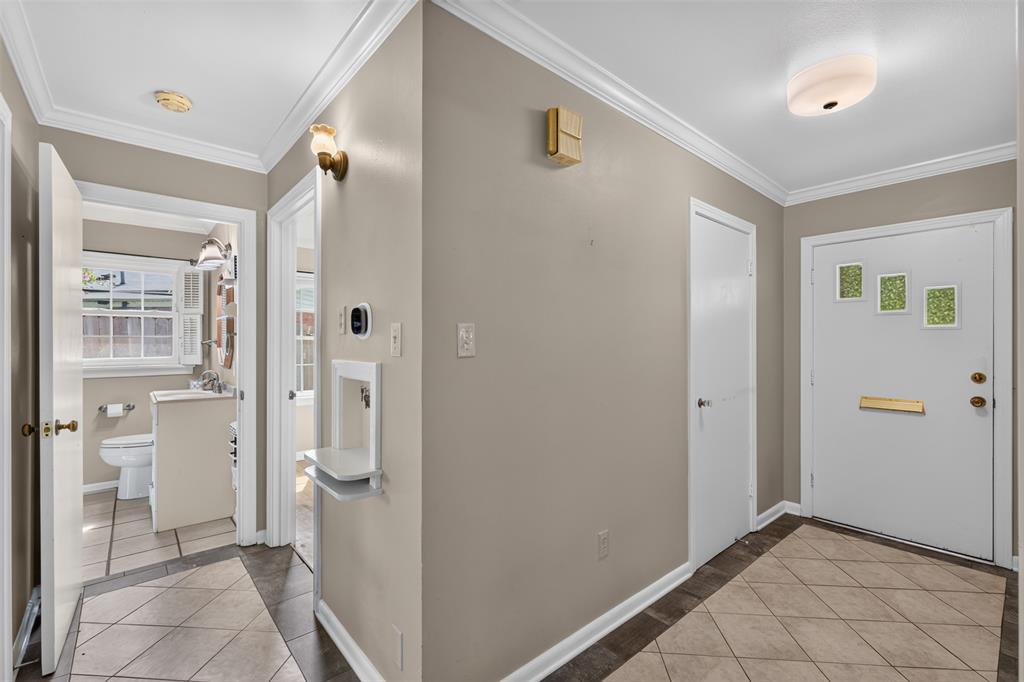 160 Carroll Street Property Photo 15