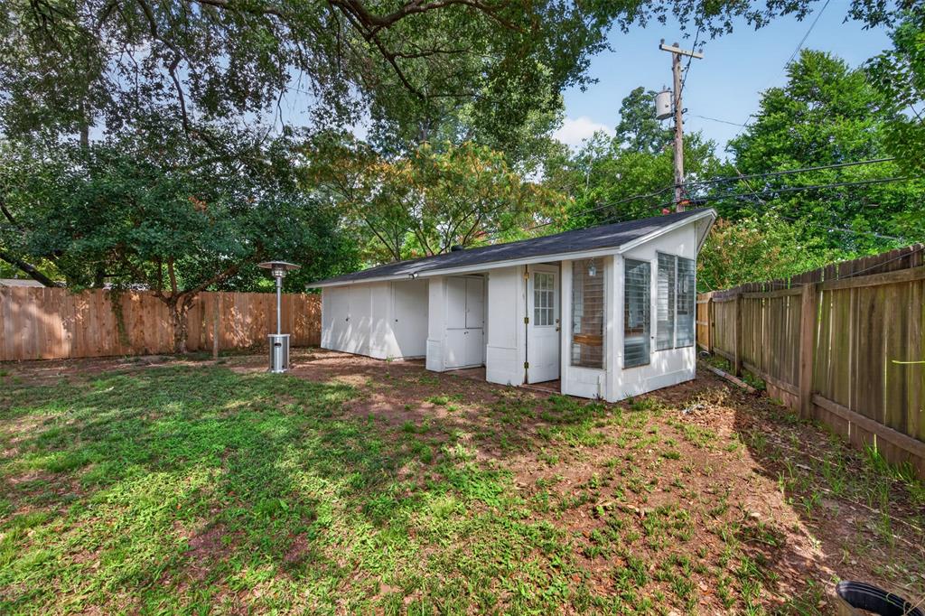 160 Carroll Street Property Photo 22
