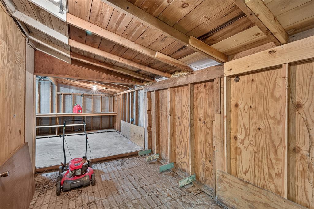160 Carroll Street Property Photo 27