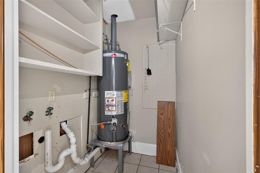 160 Carroll Street Property Photo 33