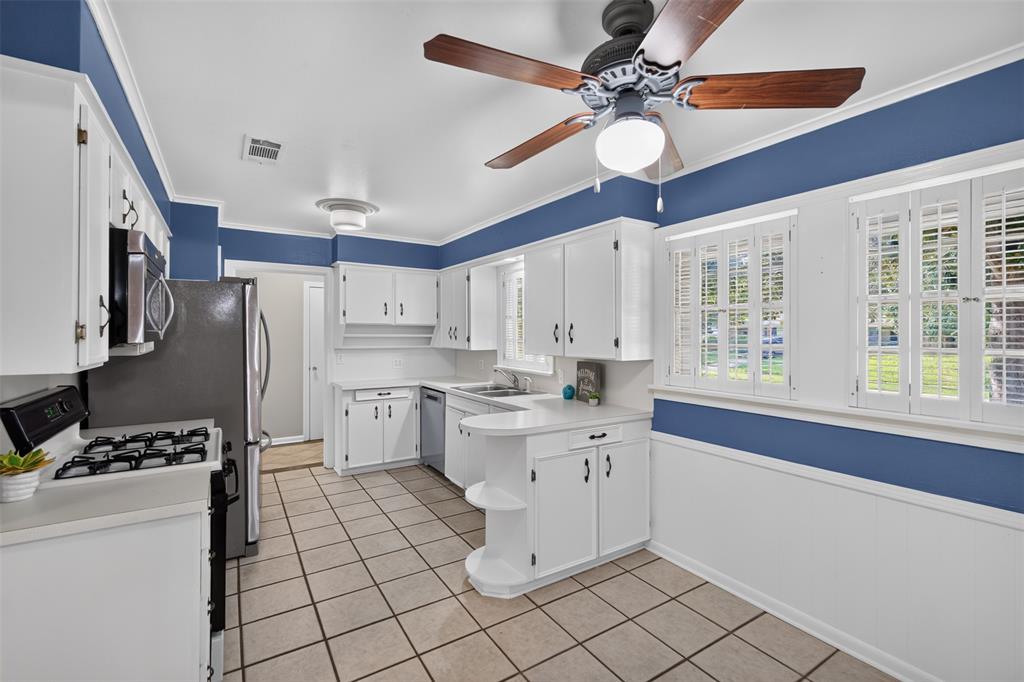 160 Carroll Street Property Photo 34