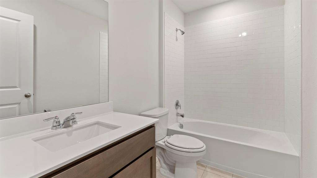 1117 Overhill Road Property Photo 3