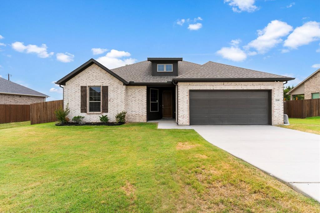 2110 Briarwood Drive Property Photo 1
