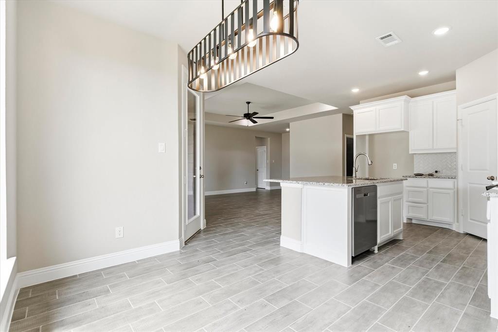 2110 Briarwood Drive Property Photo 16