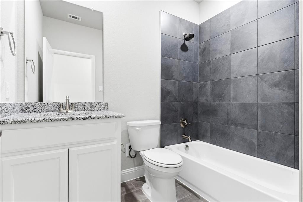 2110 Briarwood Drive Property Photo 32