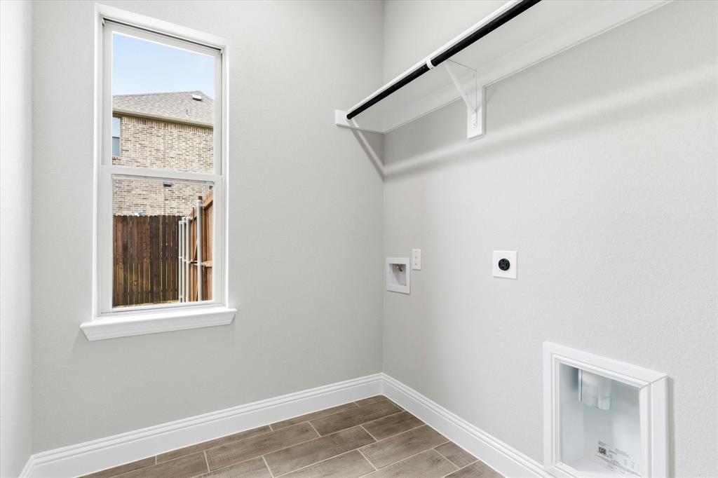2110 Briarwood Drive Property Photo 33