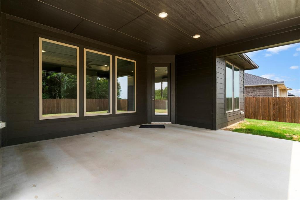 2110 Briarwood Drive Property Photo 34