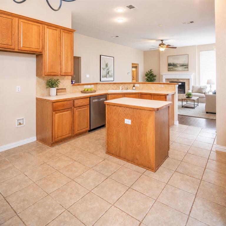 5516 Amber Way Property Photo 7