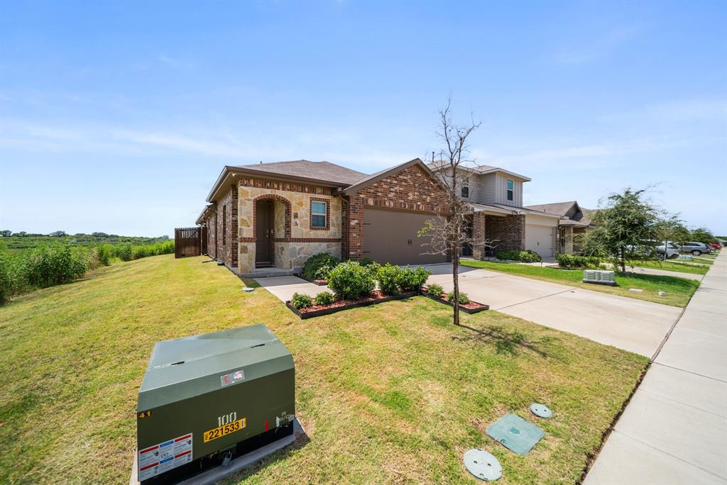 1501 Dilley Lane Property Photo 3