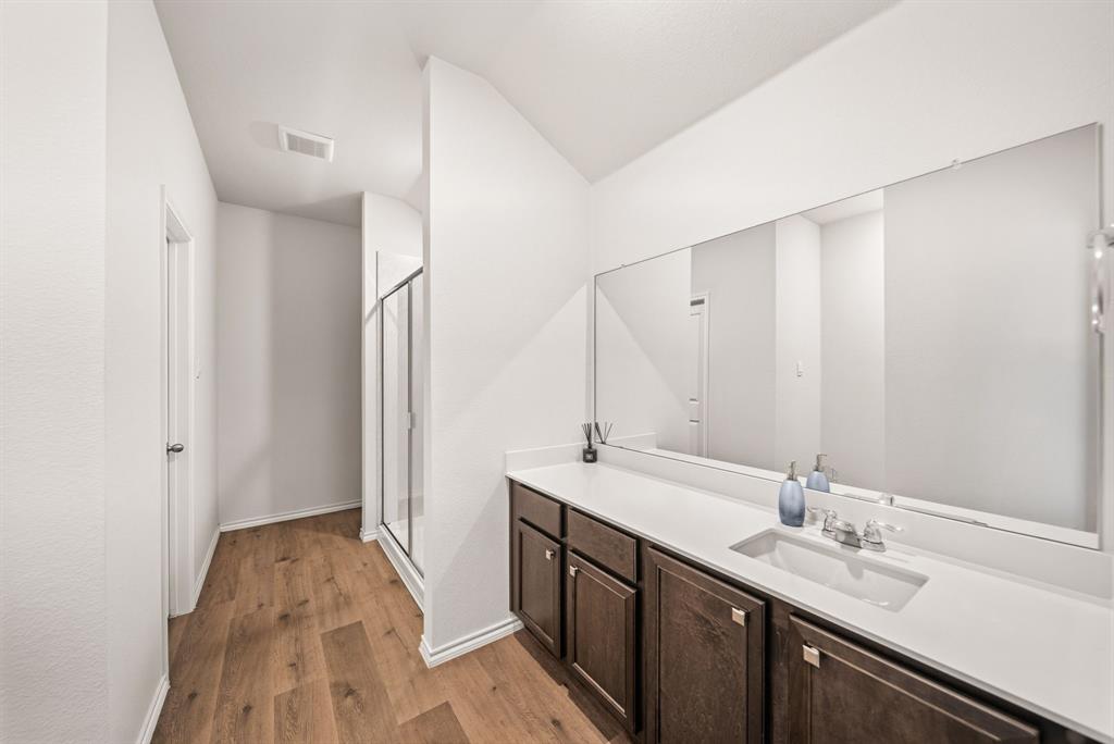 1501 Dilley Lane Property Photo 17