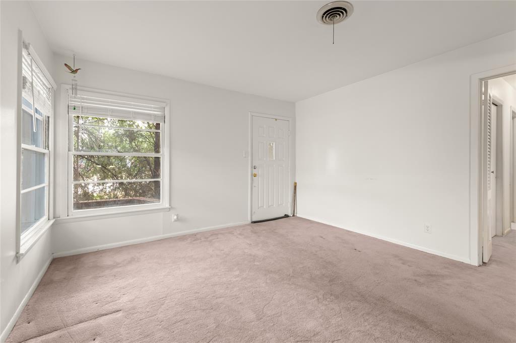 2168 Westview Drive Property Photo 9