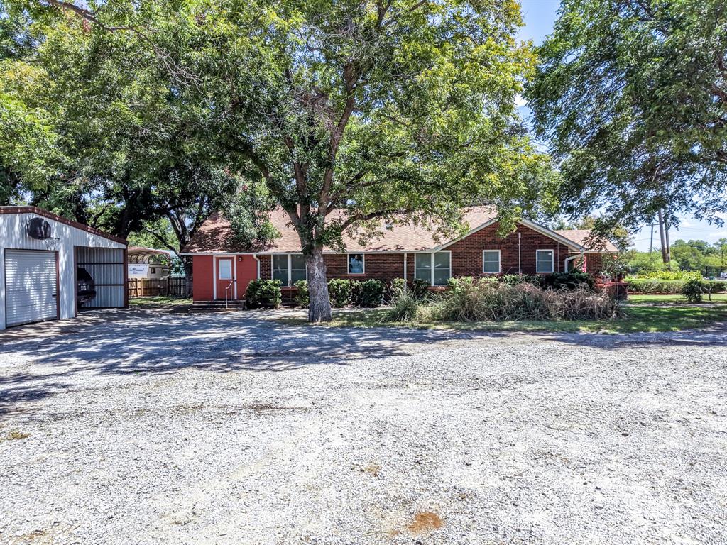 509 E Almante Avenue Property Photo 12