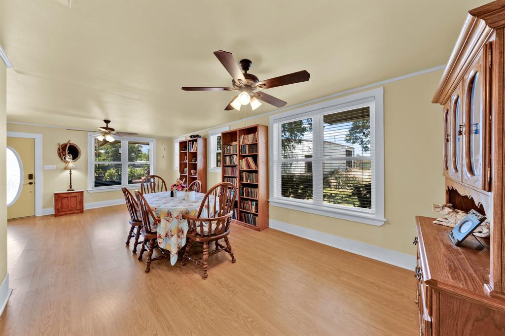 509 E Almante Avenue Property Photo 34