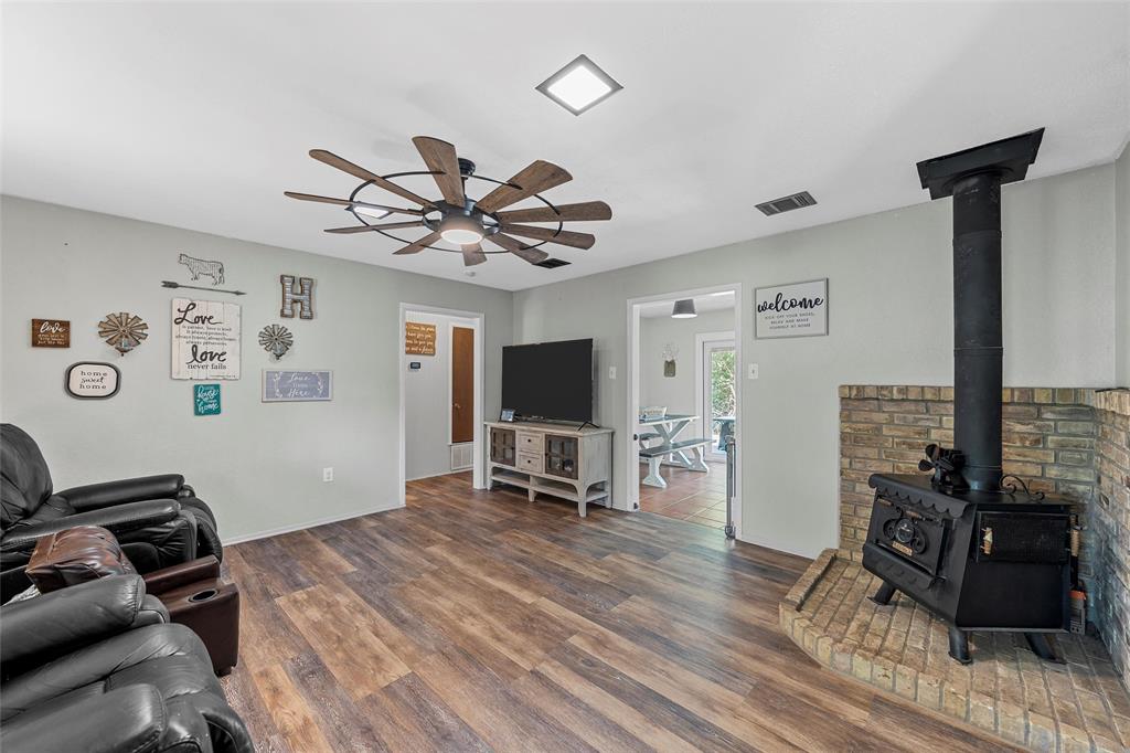611 Rosenthal Road Property Photo 4