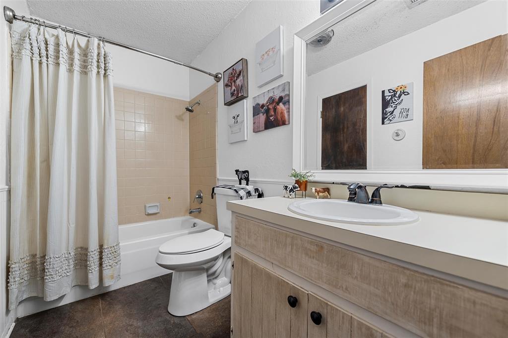 611 Rosenthal Road Property Photo 15